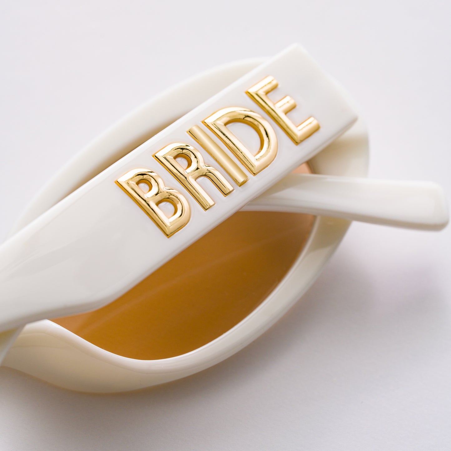BRIDE CREAM OVAL SUNGLASSES