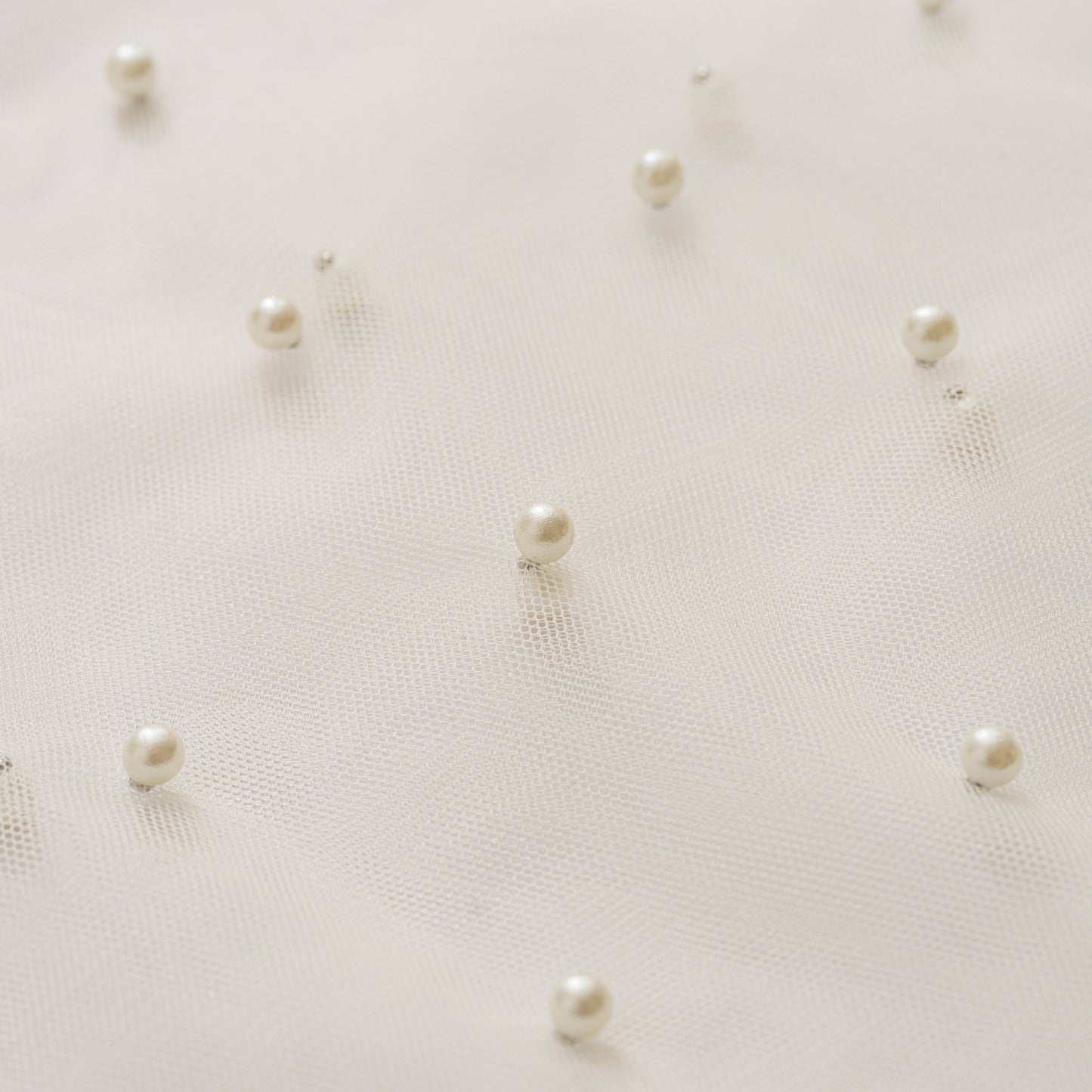 EMBROIDERED MRS PEARL SARONG