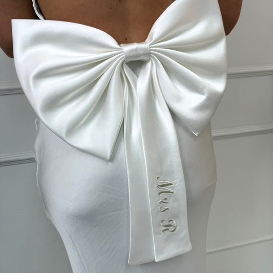 EMBROIDERED CLIP ON BRIDAL OVERSIZED BOW