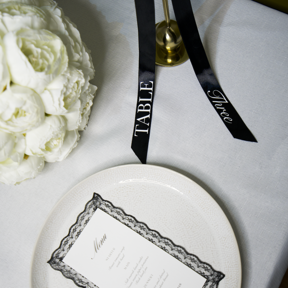 TABLE NUMBER CANDLESTICK RIBBONS