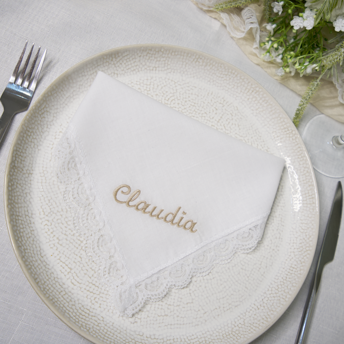 EMBROIDERED NAME WHITE LACE NAPKIN