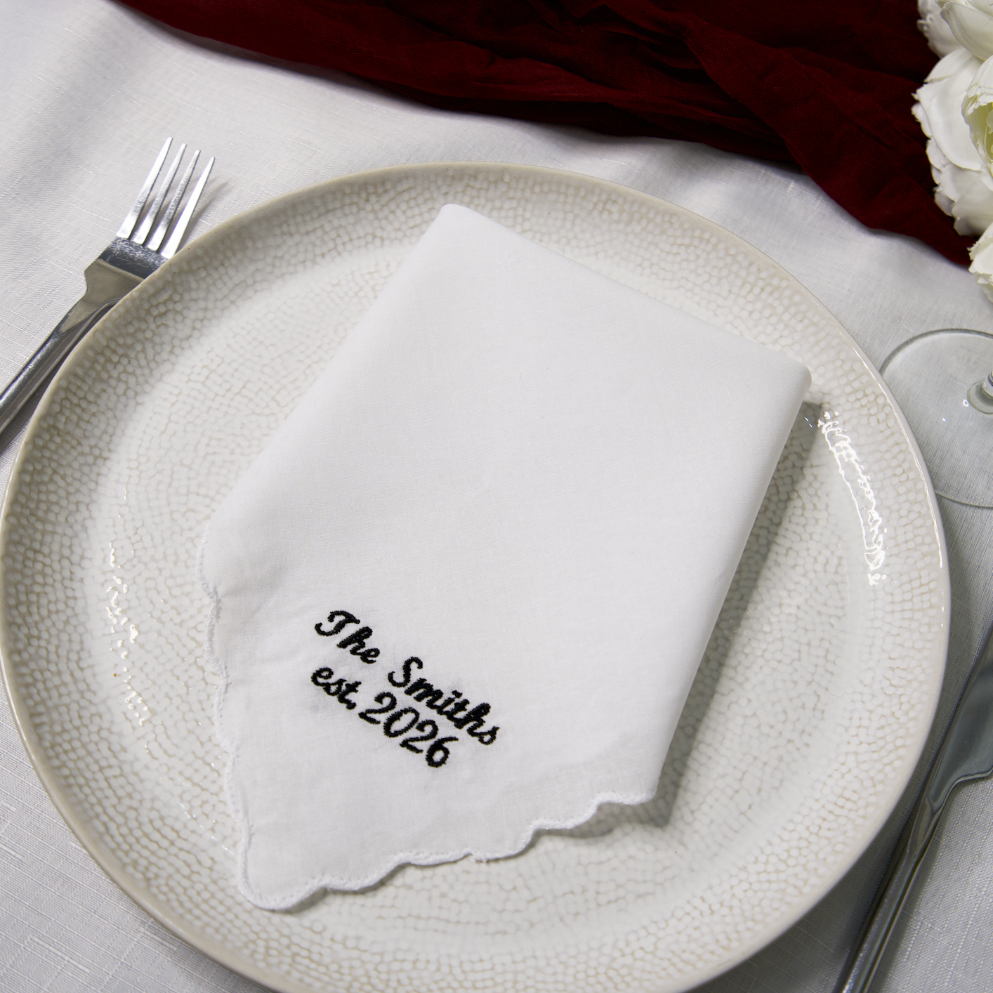 EMBROIDERED SURNAME WHITE SCALLOP NAPKIN